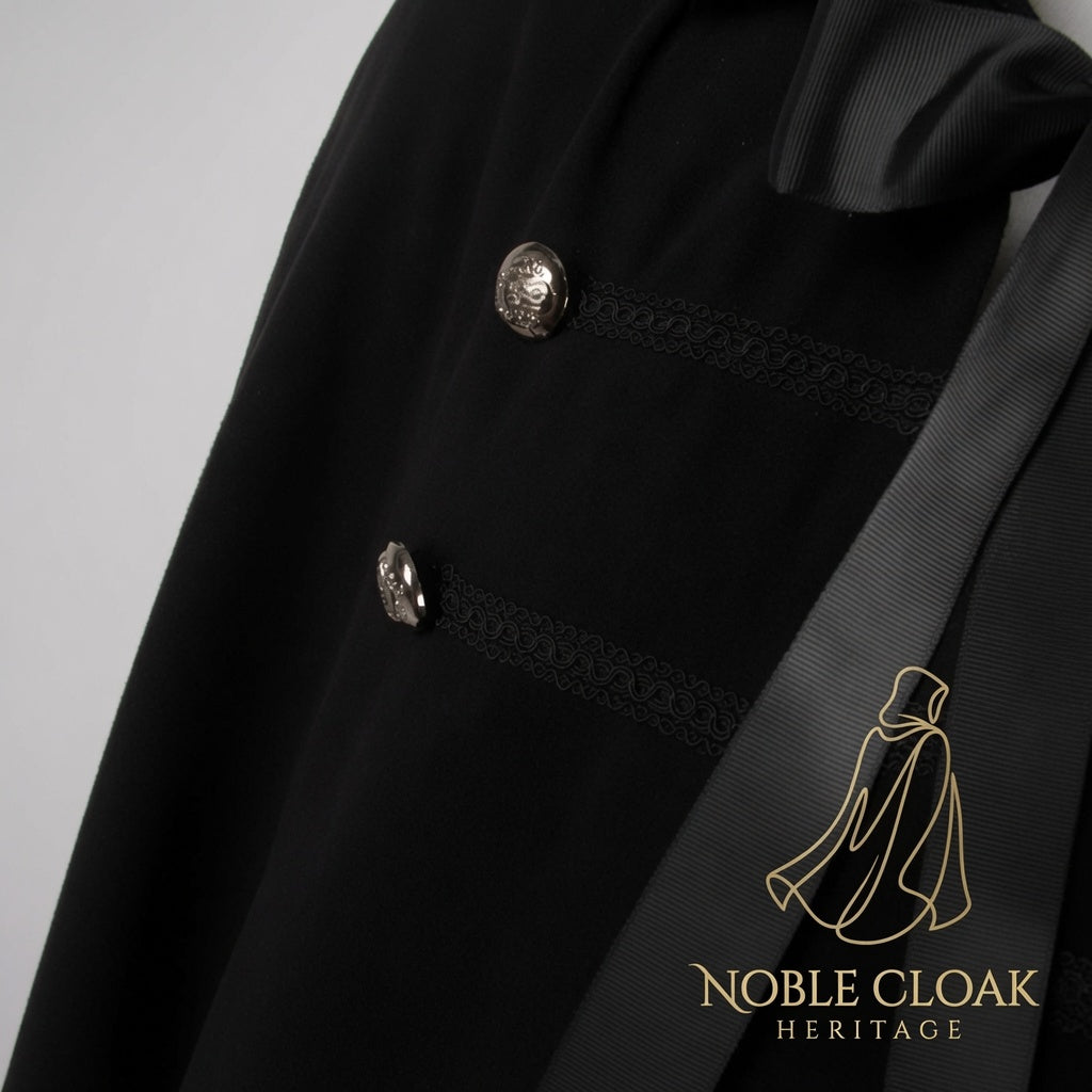 Black Medieval Cloak with Fur Collar | Full-Length LARP Cape for Women & Men